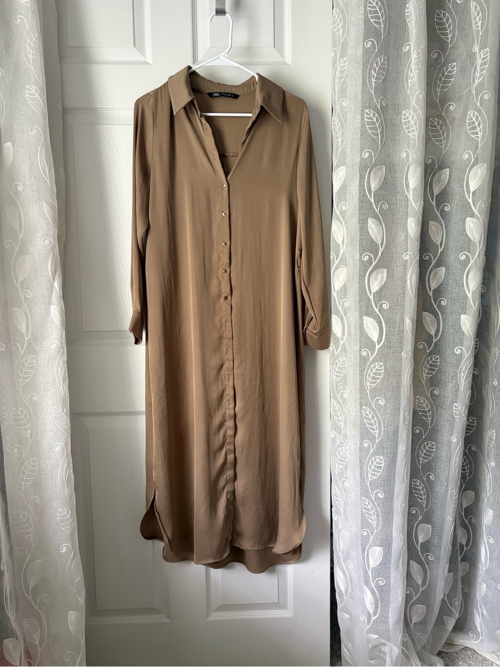 Zara Classic Long Sleeve button down satin Shirt Midi Dress missing belt size XS